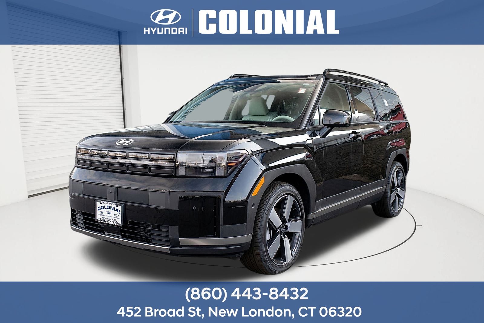 2024 Hyundai Santa Fe Hybrid Limited Image 2 of 20