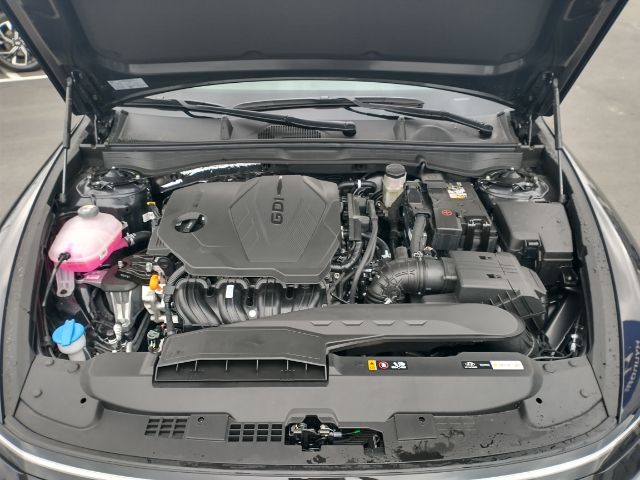 Vehicle image 9 of 36