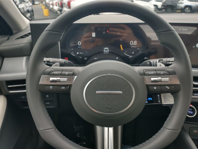 Vehicle image 17 of 36