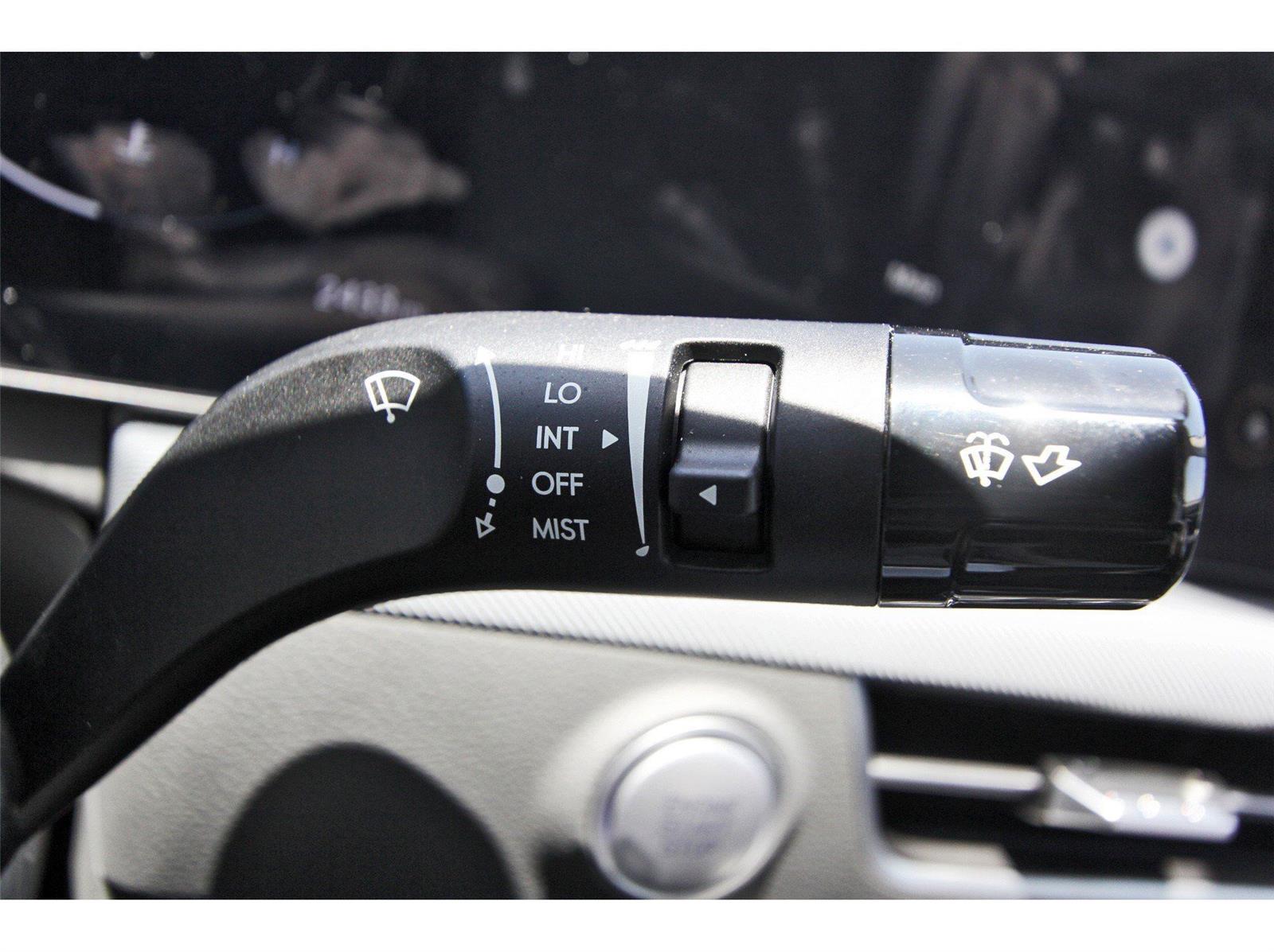 Vehicle image 24 of 30