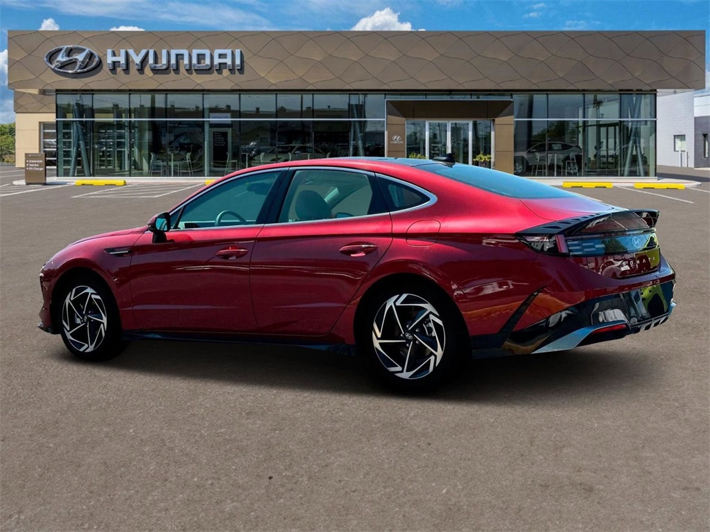 2024 Hyundai Sonata SEL Image 11 of 19
