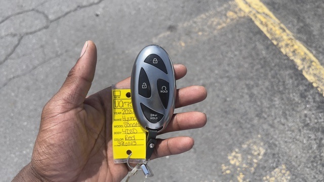Vehicle image 20 of 31