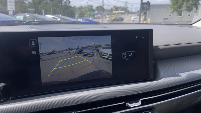 Vehicle image 16 of 31