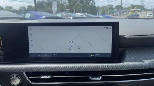 Vehicle image 15 of 31