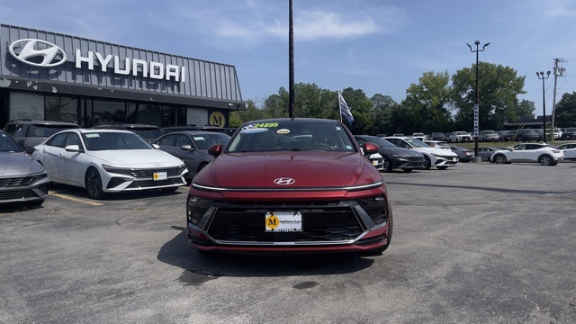 Vehicle image 2 of 31