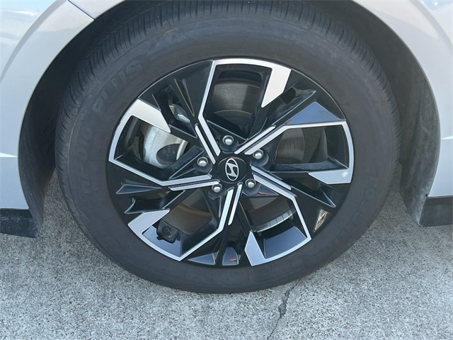 2024 Hyundai Sonata SEL Image 9 of 29