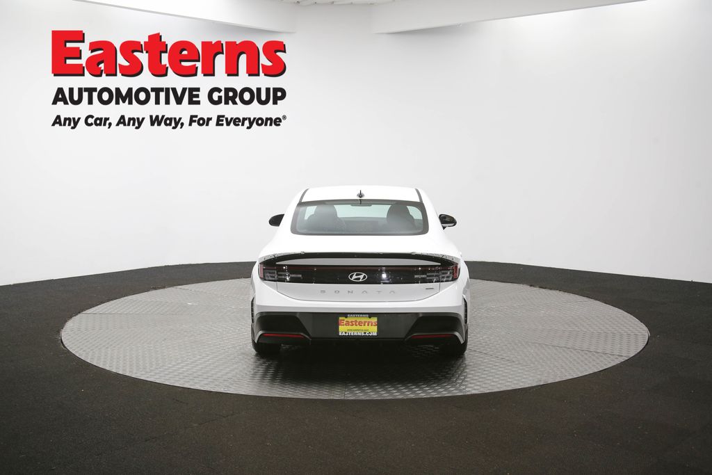 2024 Hyundai Sonata SEL Image 29 of 64