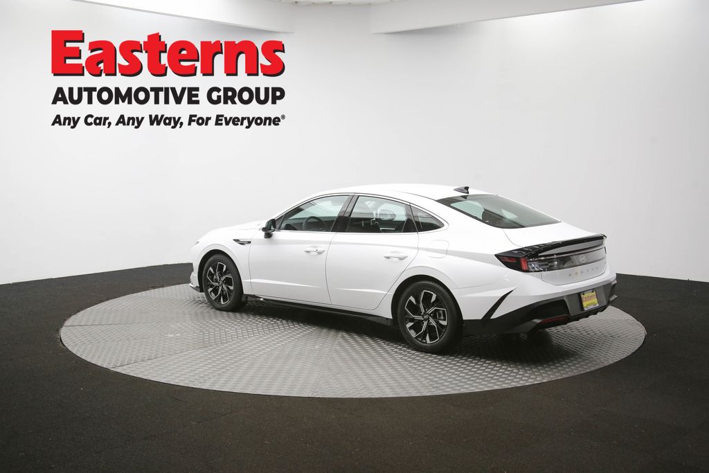 2024 Hyundai Sonata SEL Image 32 of 64