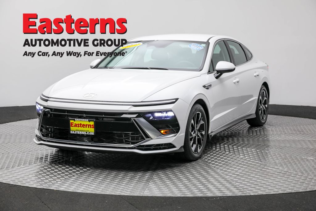 2024 Hyundai Sonata SEL Image 1 of 64