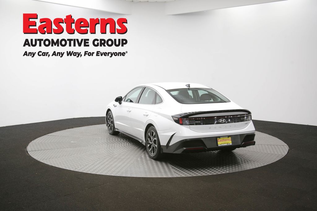 2024 Hyundai Sonata SEL Image 30 of 64