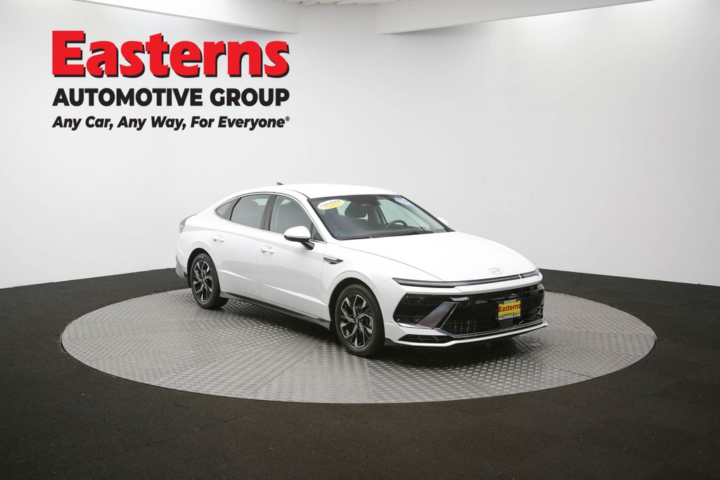 2024 Hyundai Sonata SEL Image 11 of 64