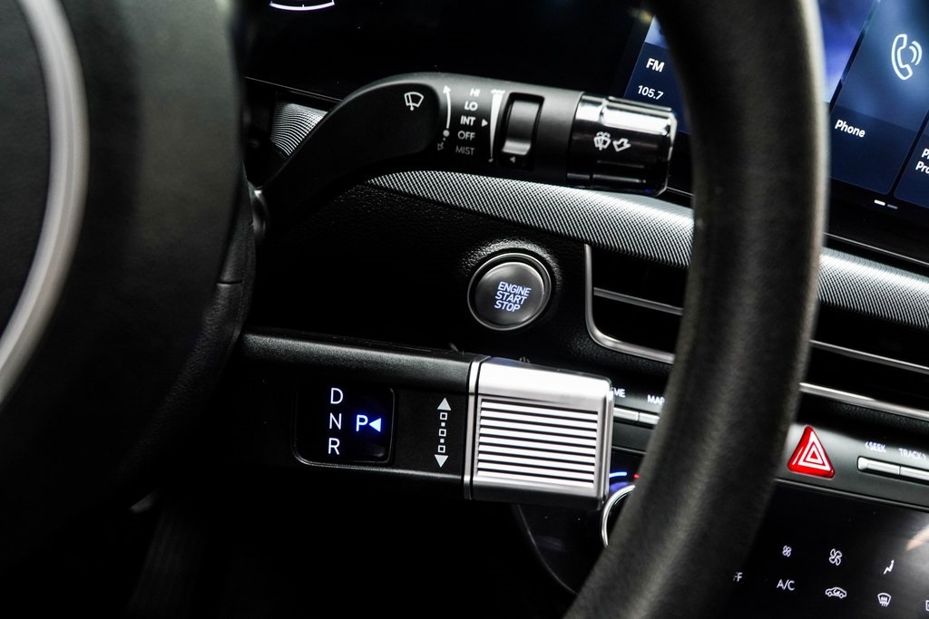 2024 Hyundai Sonata SEL Image 19 of 45