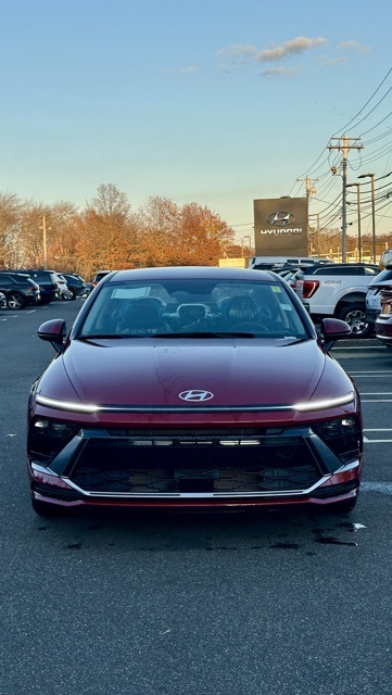 Vehicle image 4 of 13