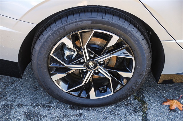 2024 Hyundai Sonata SEL Image 10 of 26