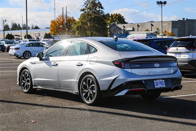 2024 Hyundai Sonata SEL Image 7 of 26