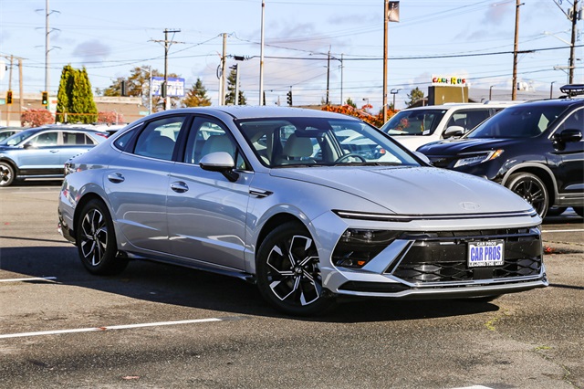 2024 Hyundai Sonata SEL Image 4 of 26