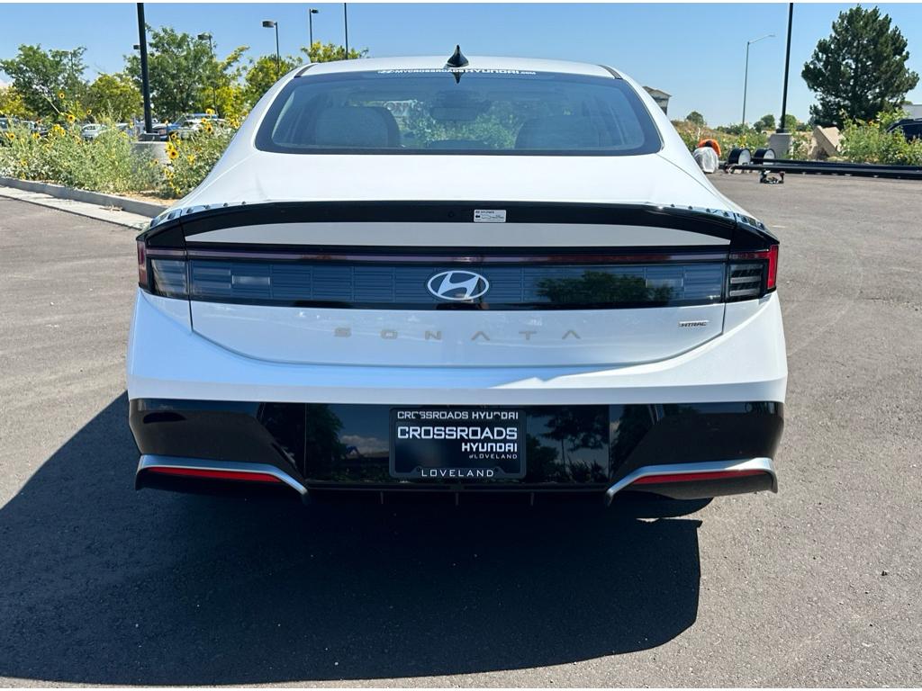 Vehicle image 5 of 24