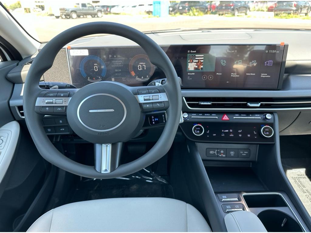 Vehicle image 9 of 24