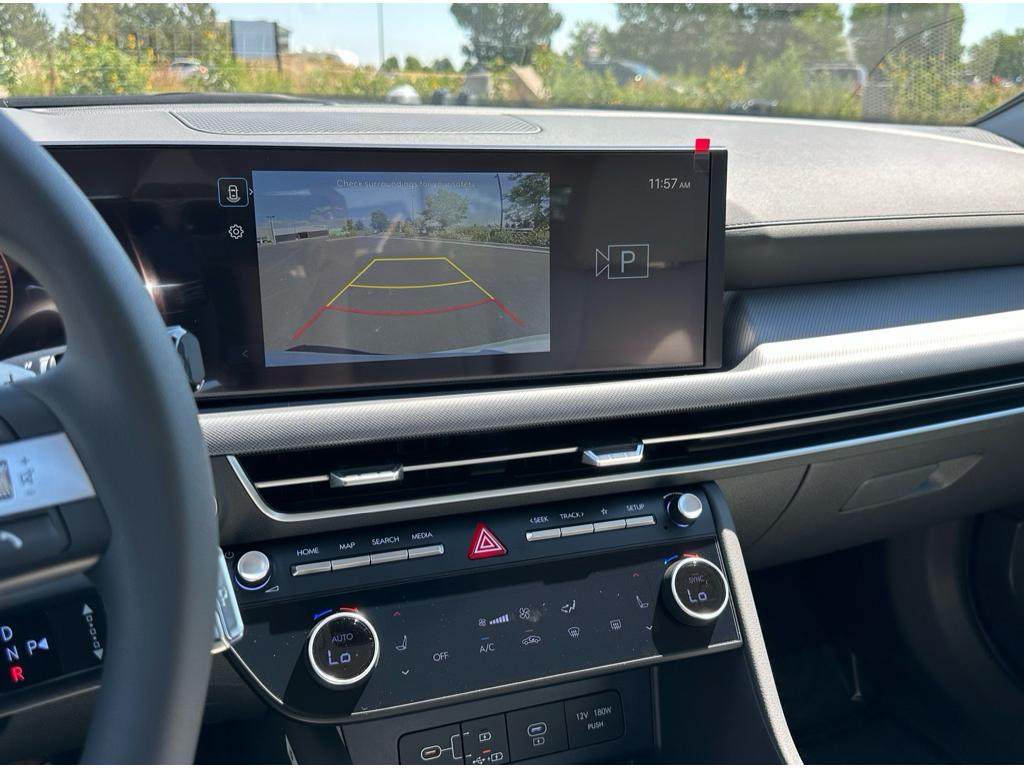 Vehicle image 10 of 24