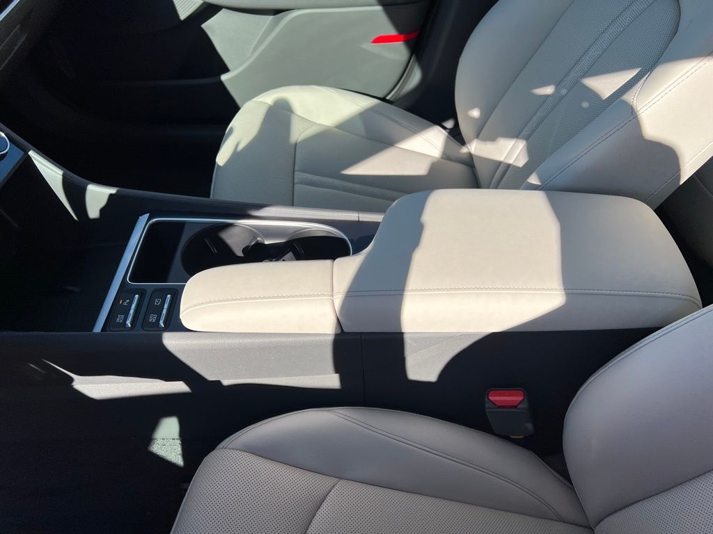 2024 Hyundai Sonata Hybrid Limited Image 20 of 42