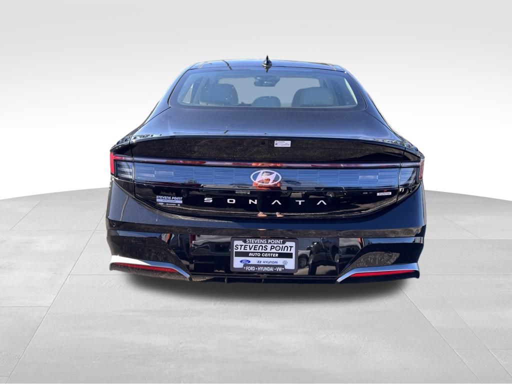 2024 Hyundai Sonata Hybrid Limited Image 4 of 42