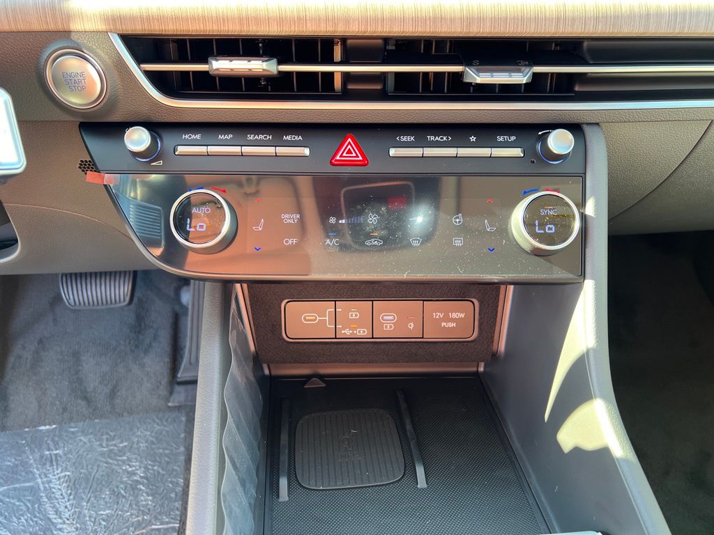 2024 Hyundai Sonata Hybrid Limited Image 40 of 42