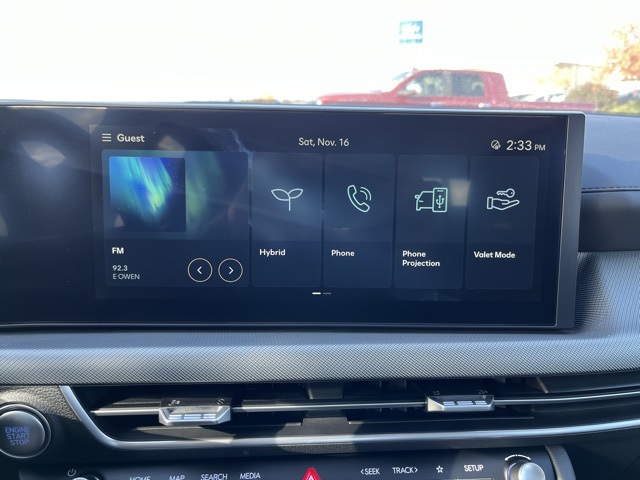 Vehicle image 6 of 9