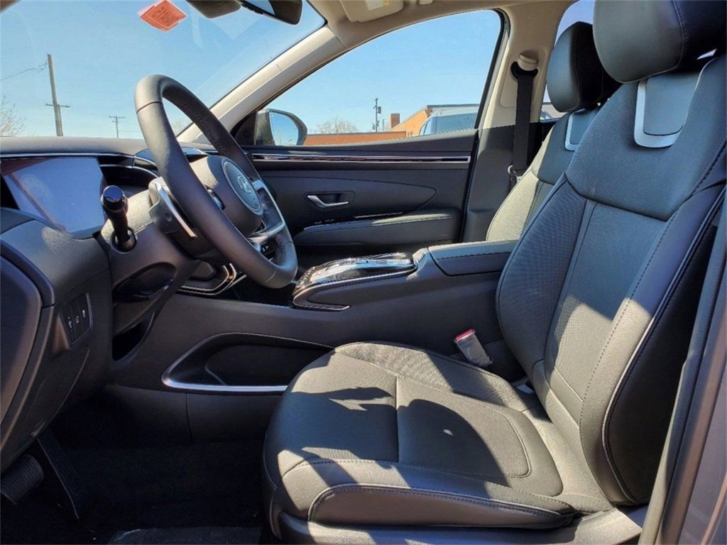 2024 Hyundai Tucson Limited Image 13 of 33