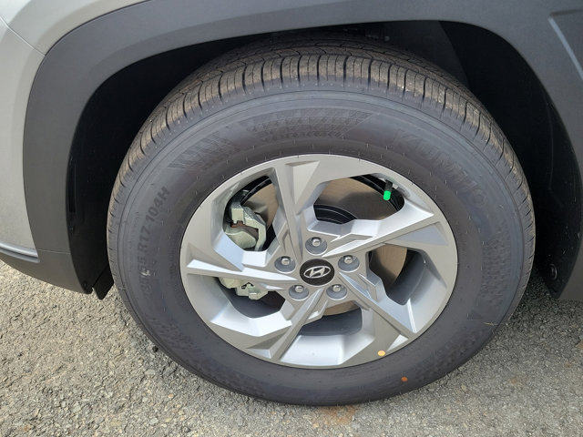 2024 Hyundai Tucson SE Image 3 of 5