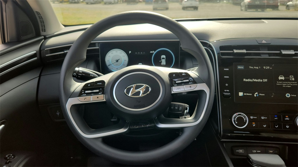 Vehicle image 12 of 17