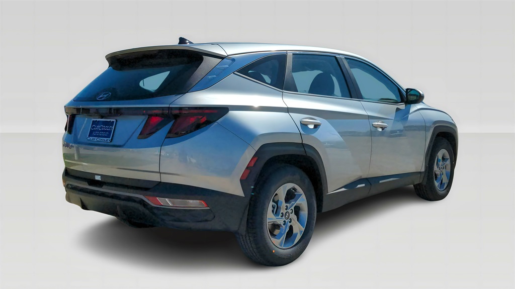 Vehicle image 10 of 17