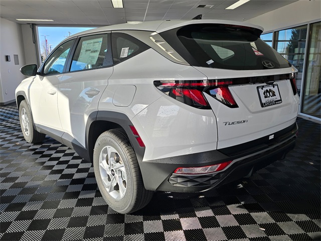 Vehicle image 7 of 27