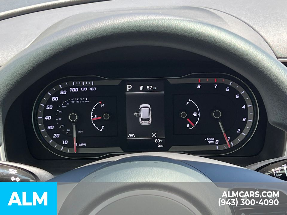 Vehicle image 17 of 41