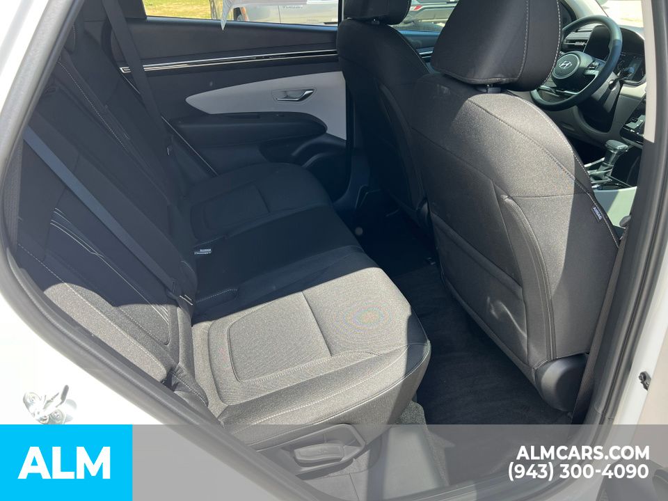 Vehicle image 12 of 41