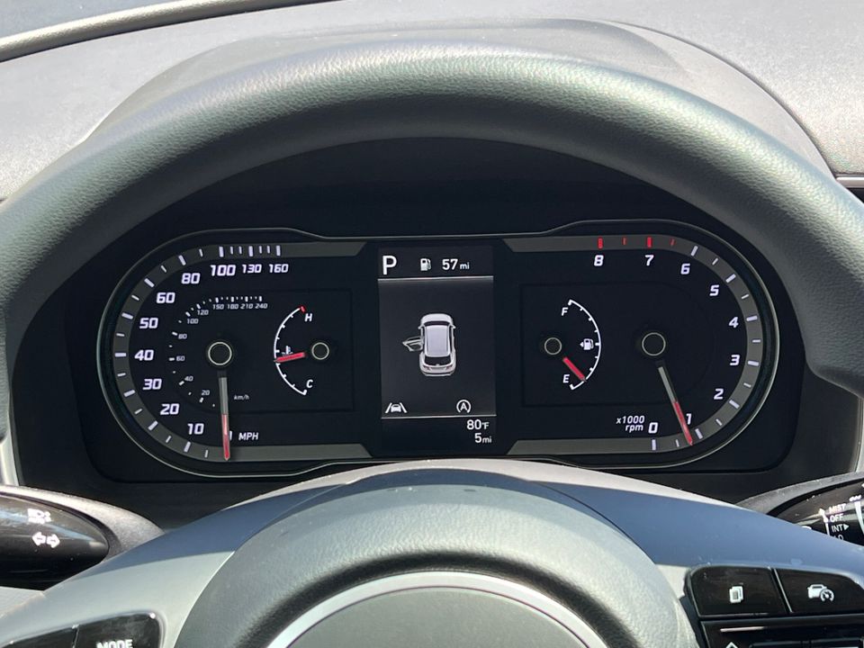 Vehicle image 28 of 37