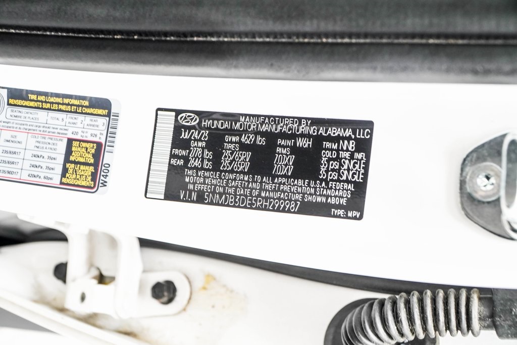 Vehicle image 36 of 55
