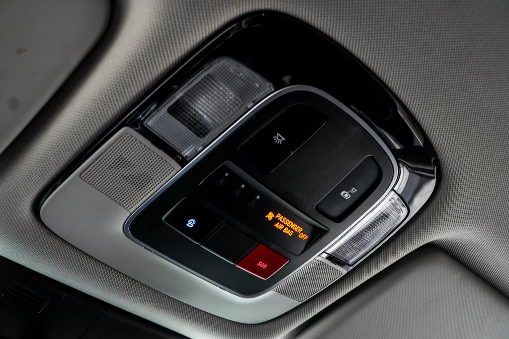 Vehicle image 43 of 55