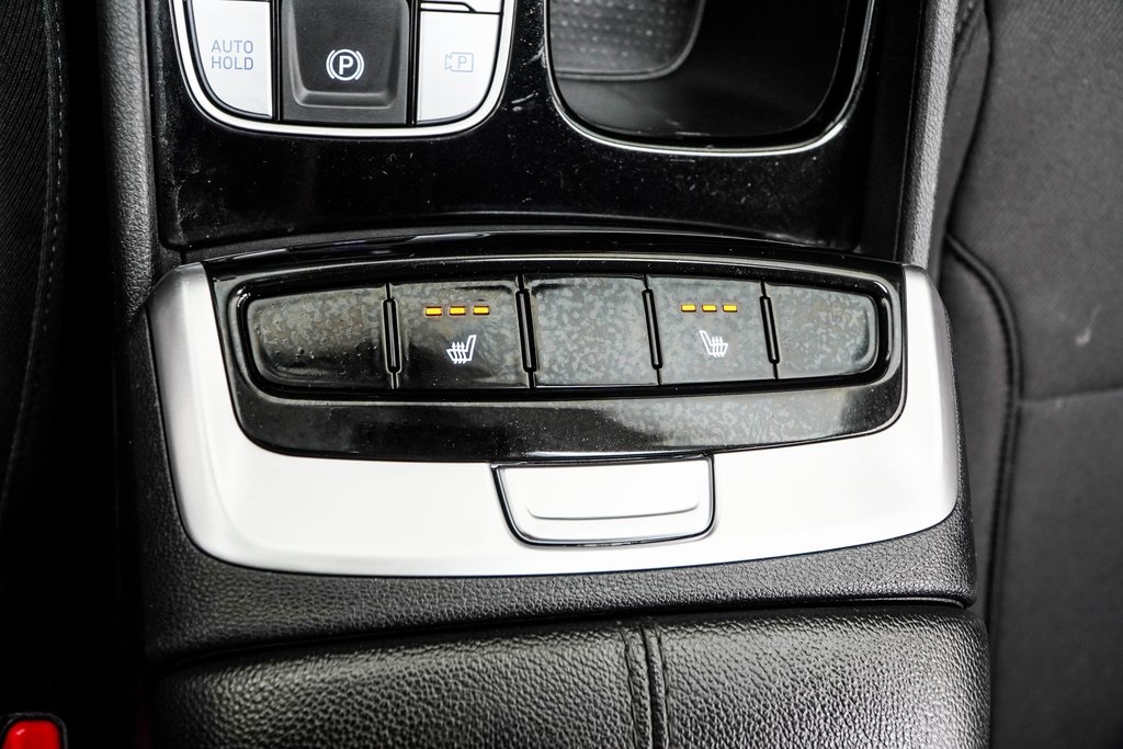 Vehicle image 34 of 55