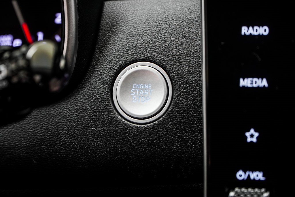 Vehicle image 29 of 55