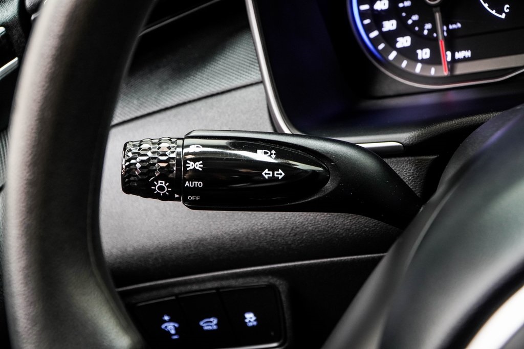 Vehicle image 40 of 55