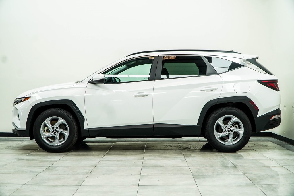 Vehicle image 9 of 55