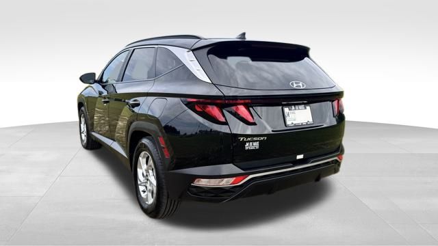 Vehicle image 8 of 31