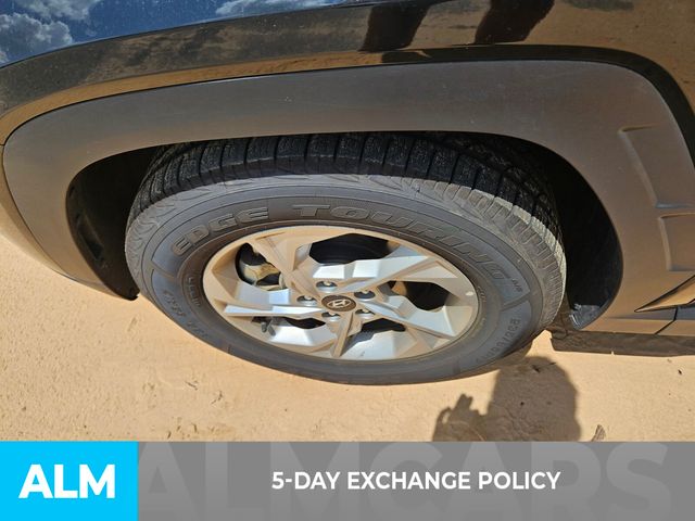 Vehicle image 9 of 25