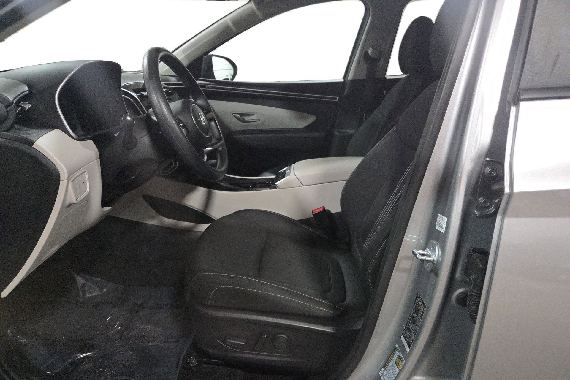 2024 Hyundai Tucson SEL Image 10 of 28