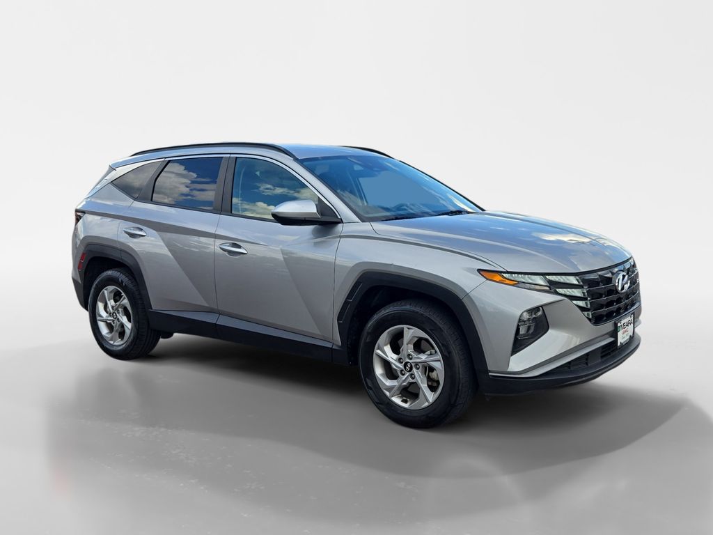 2024 Hyundai Tucson SEL Image 2 of 25