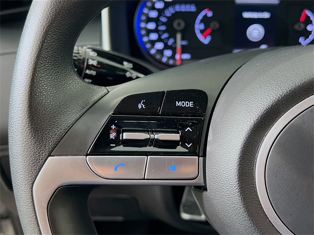 Vehicle image 13 of 40