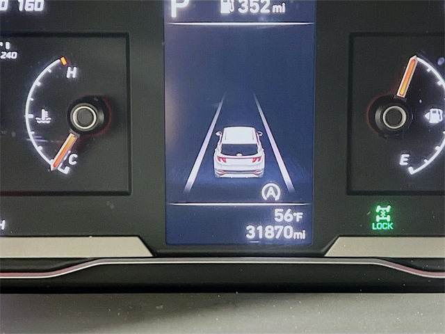 Vehicle image 15 of 40