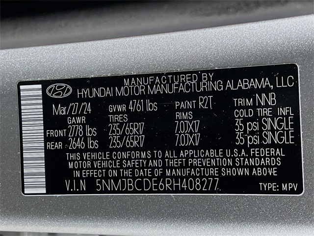 Vehicle image 29 of 40