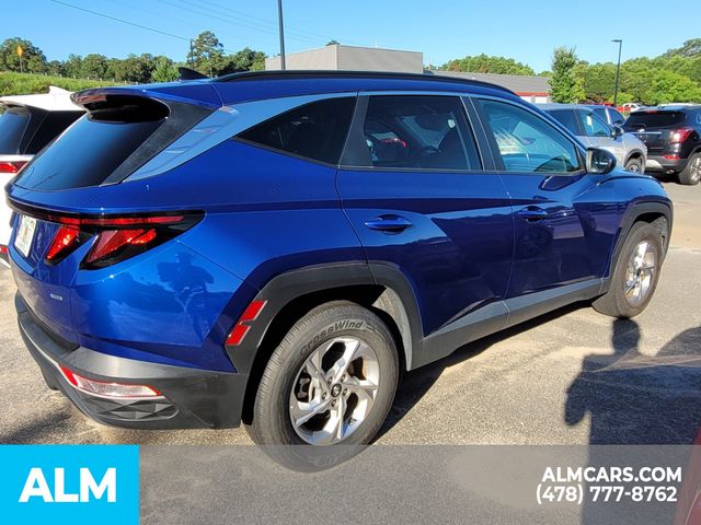 Vehicle image 10 of 25