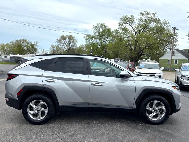Vehicle image 6 of 27